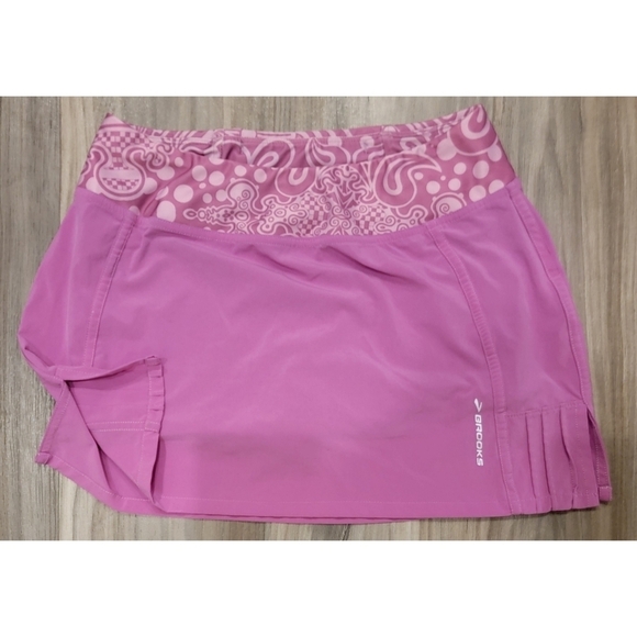 Brooks Women's Chaser Skort size small - Picture 4 of 10